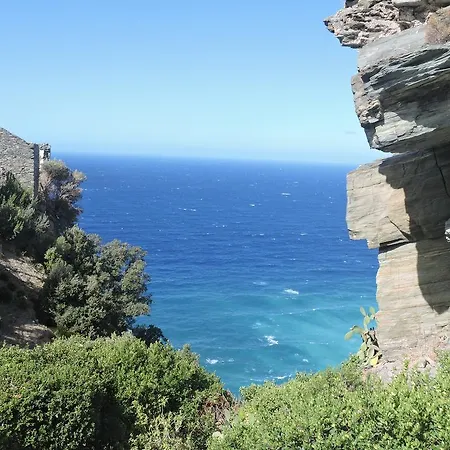 Отель Sole E Monti 3*