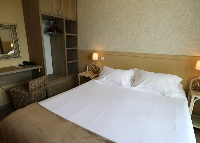 Hotel Sole E Monti 3*