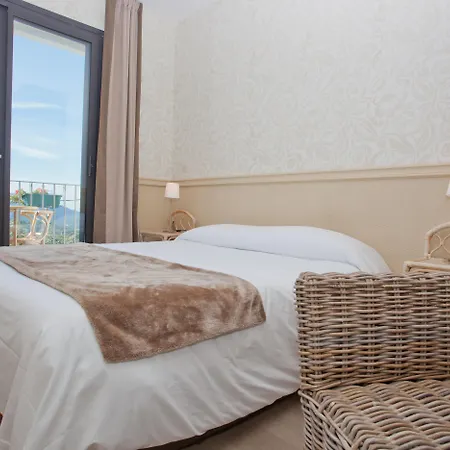 Sole E Monti Hotel