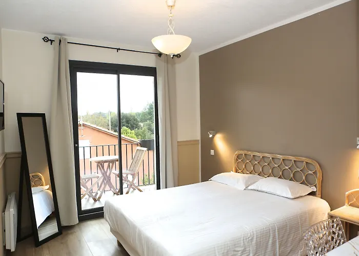 索勒e蒙提酒店 3* 奎泽